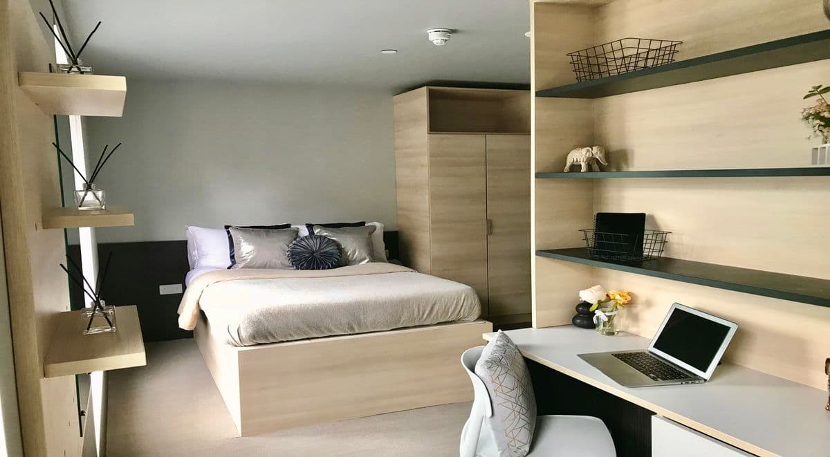 Steel City (mys living)