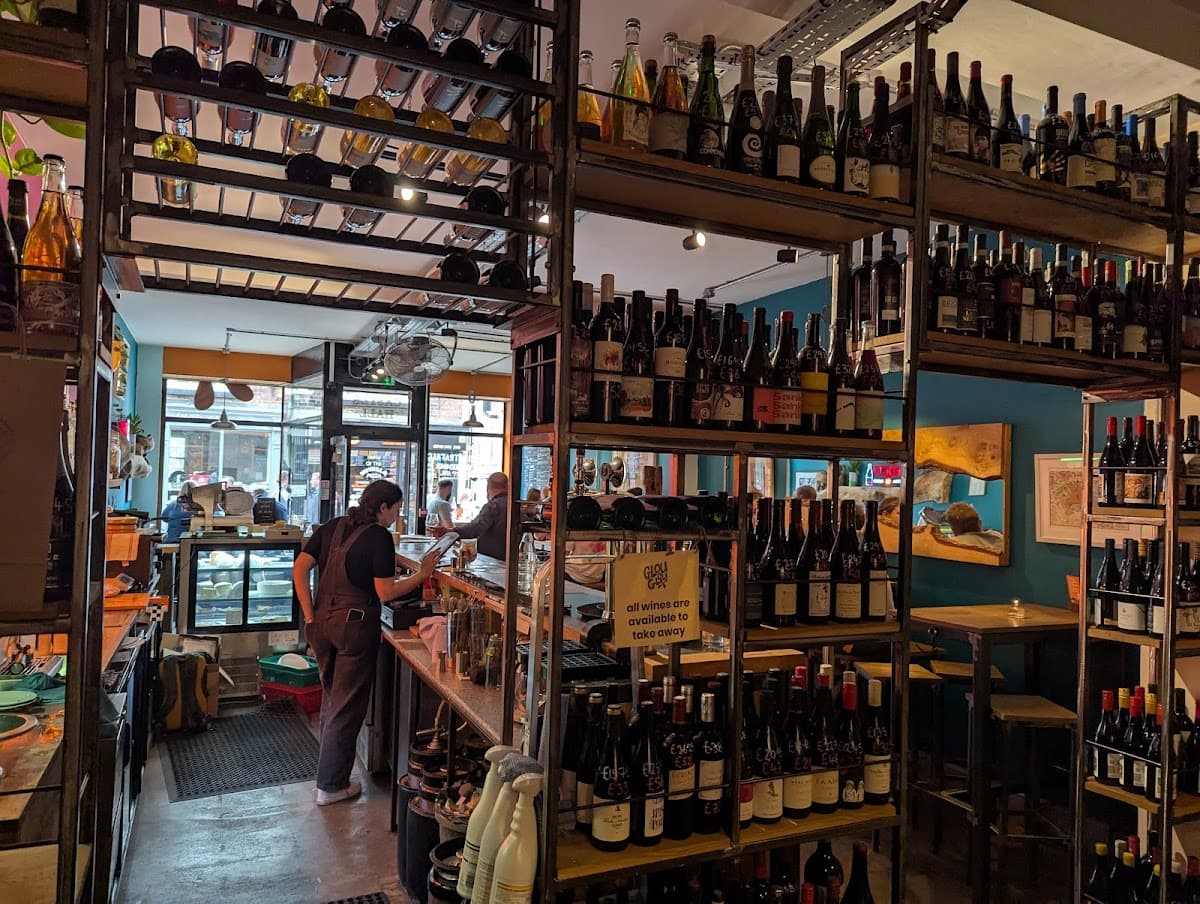 Glouglou Wine Bar & Shop
