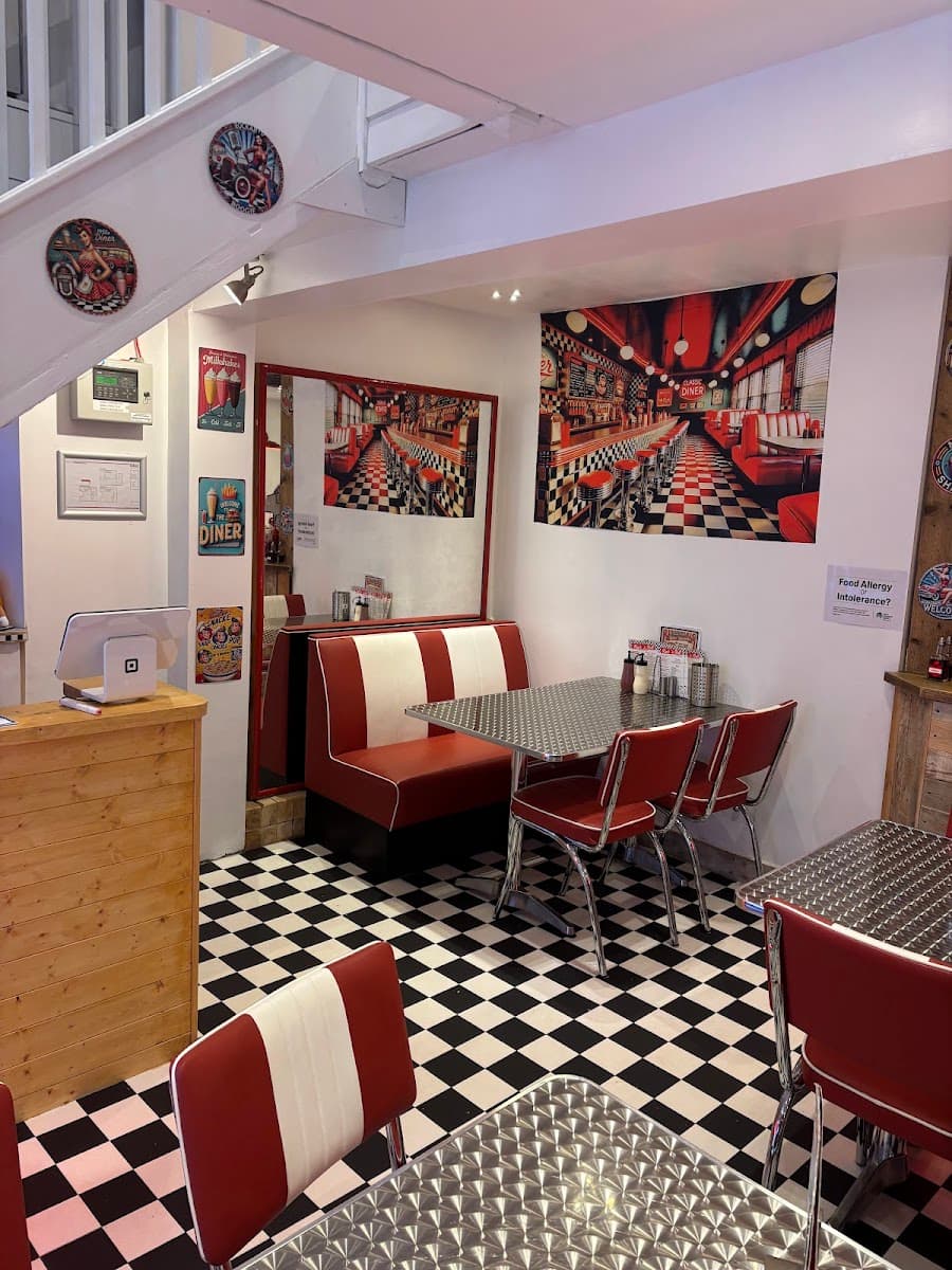 Ruck n Roll Diner