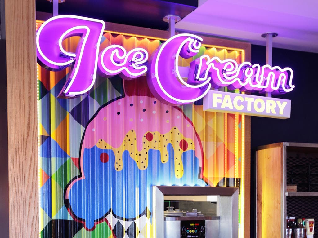 Pizza Hut Restaurants Boongate, Peterborough