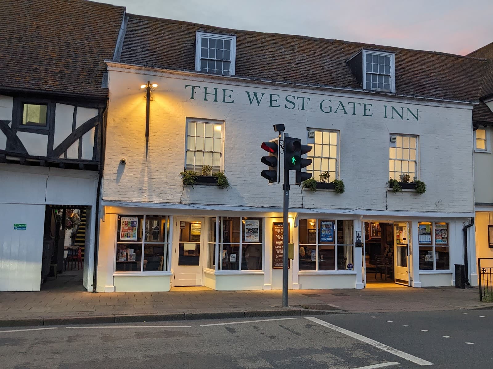 The West Gate Inn - JD Wetherspoon