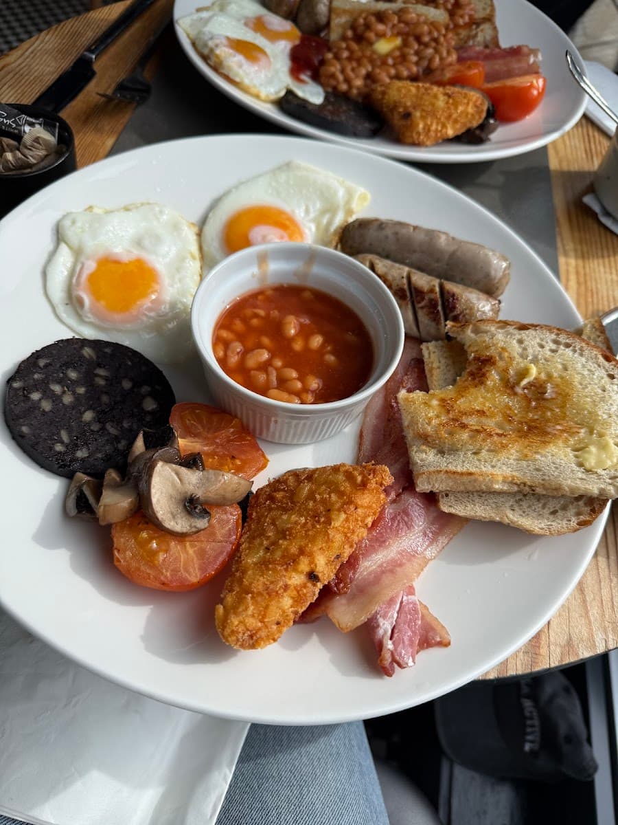 Clementine Cafe and Bistro
