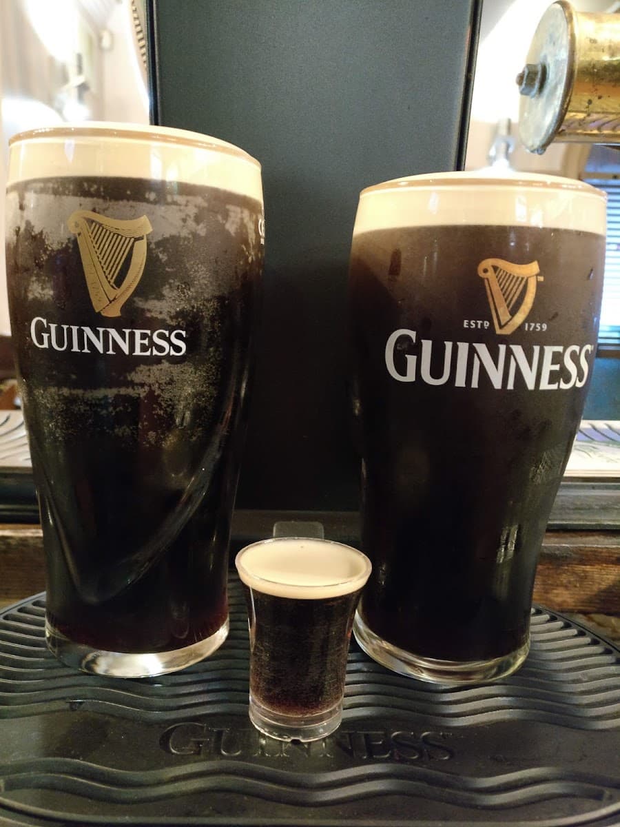Mickey Kelly's Bar & Off Licence