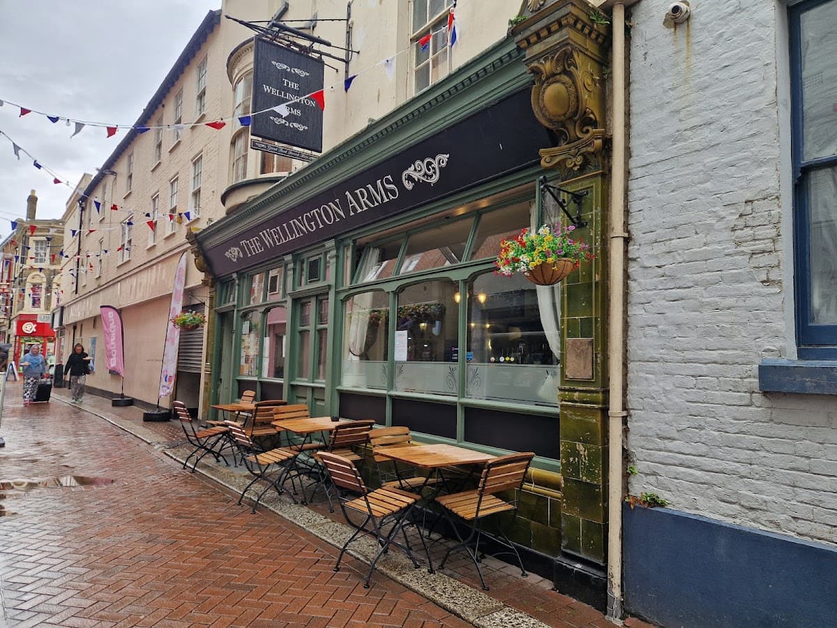 Wellington Arms