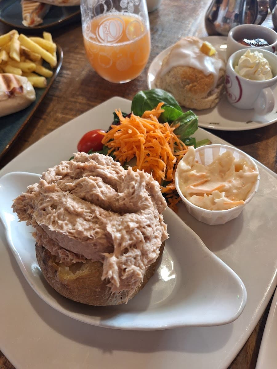 Le Cafe Jardin