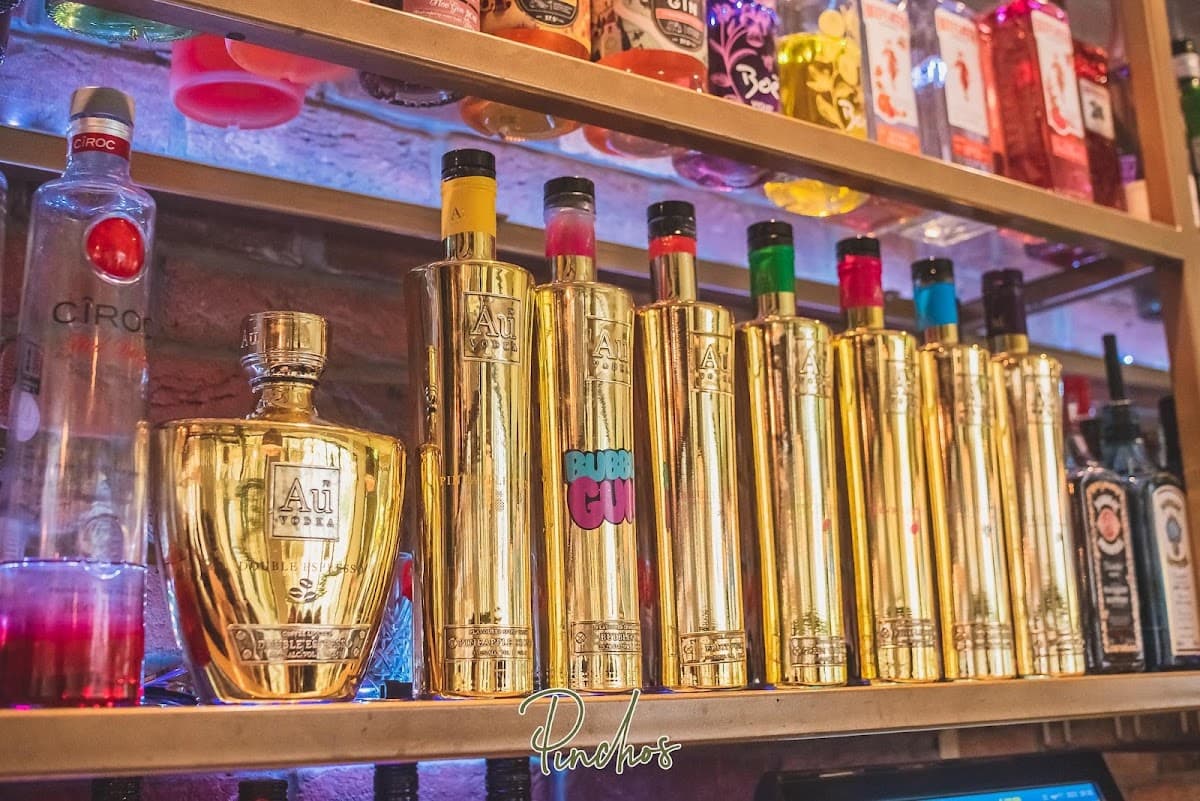 Pinchos Cocktail & Gin Bar