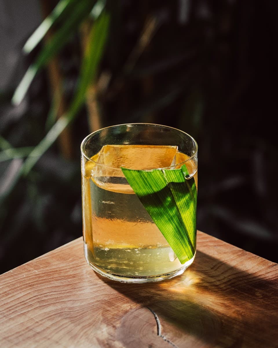 Tonic Bar