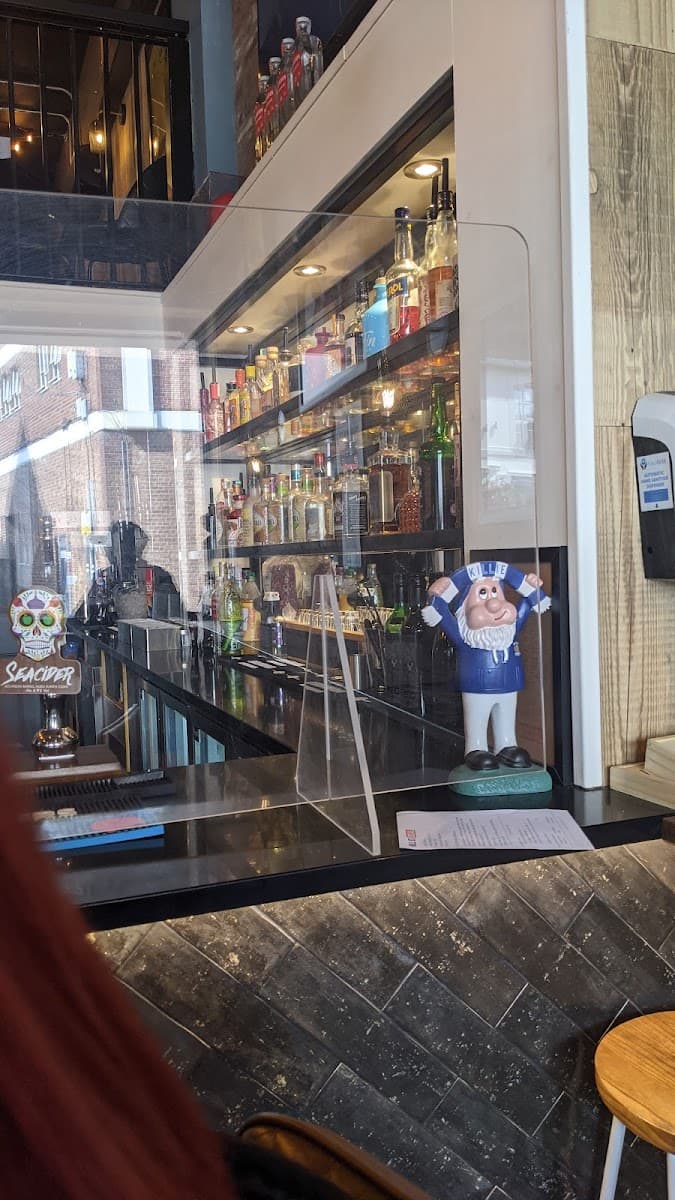 Hill Street Social