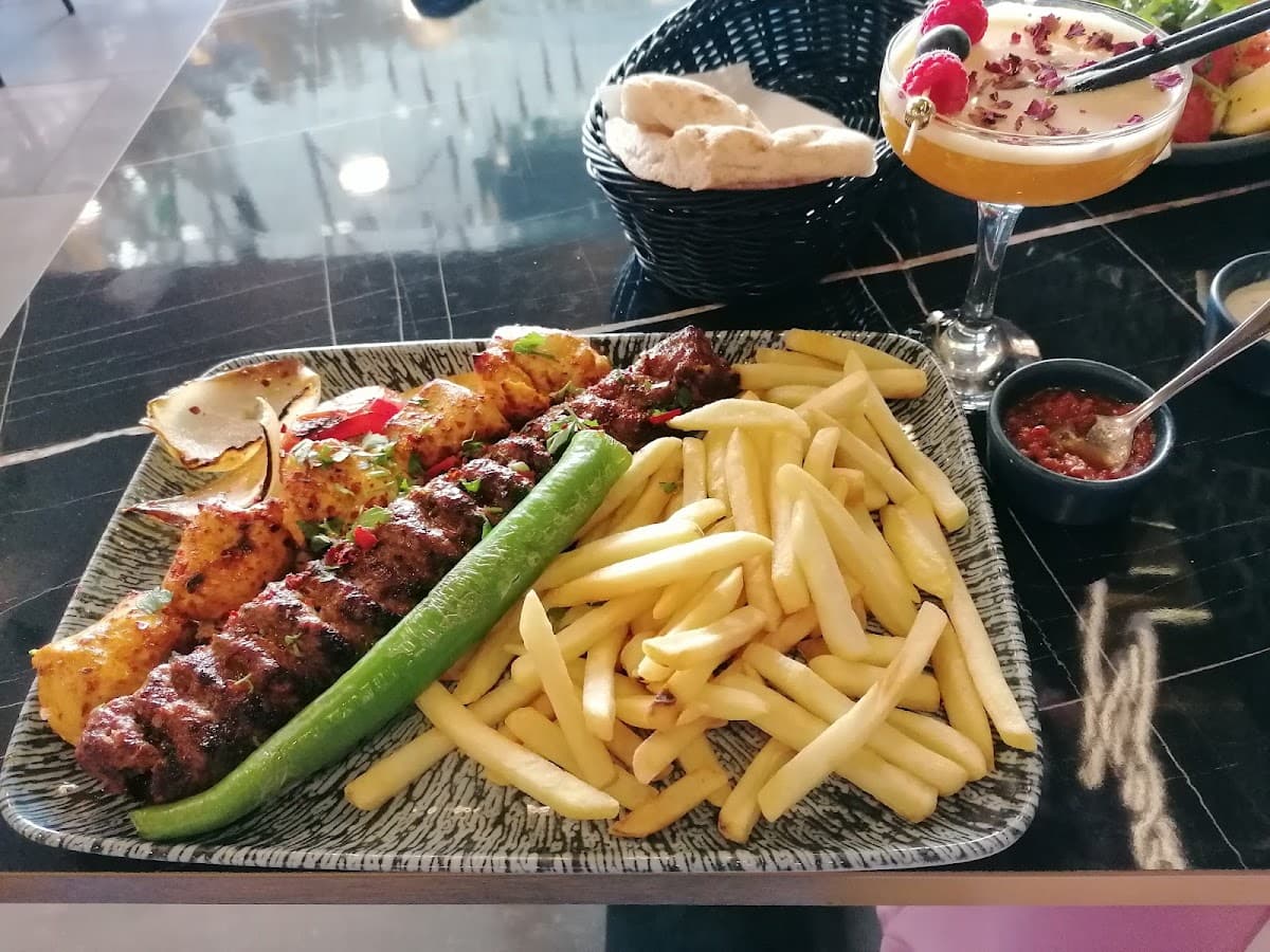 Aysu Restaurant Watford