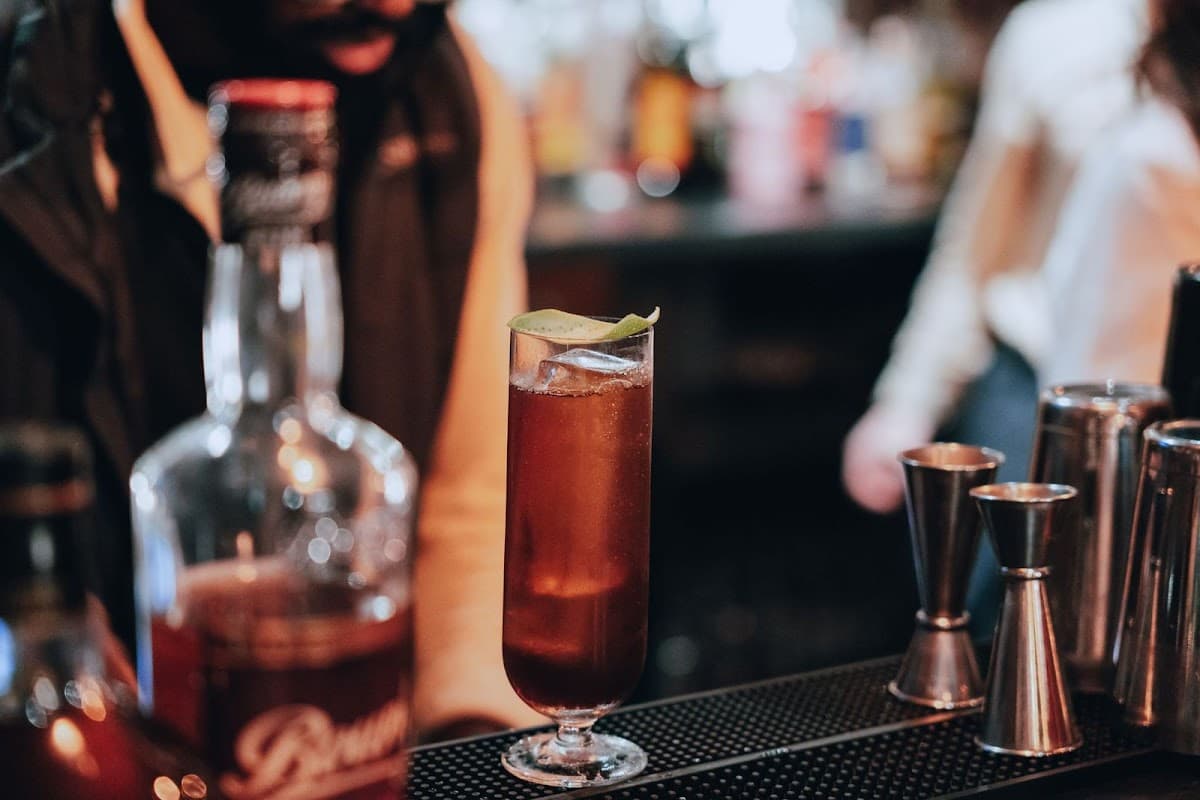 Desire Cocktail Bar