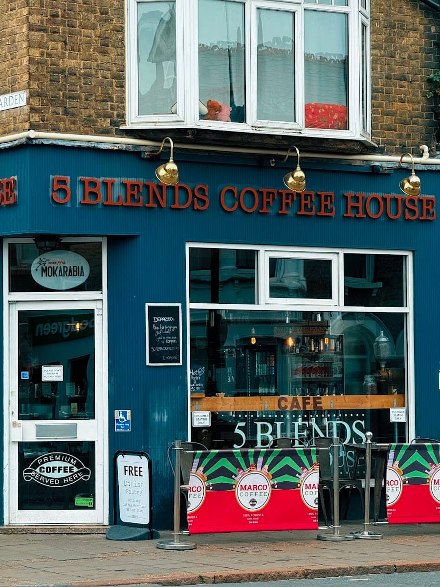 5 Blends Coffee House