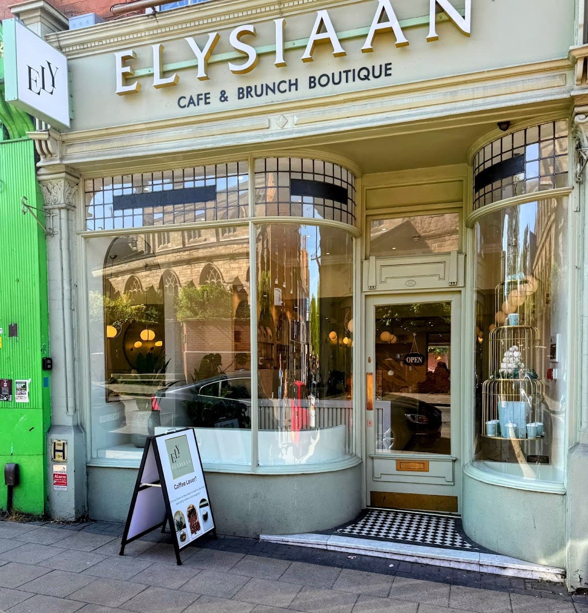 Elysiaan Cafe & Brunch Boutique
