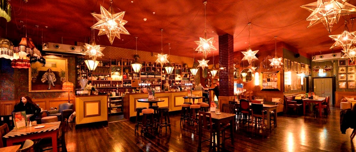 Cassio Lounge