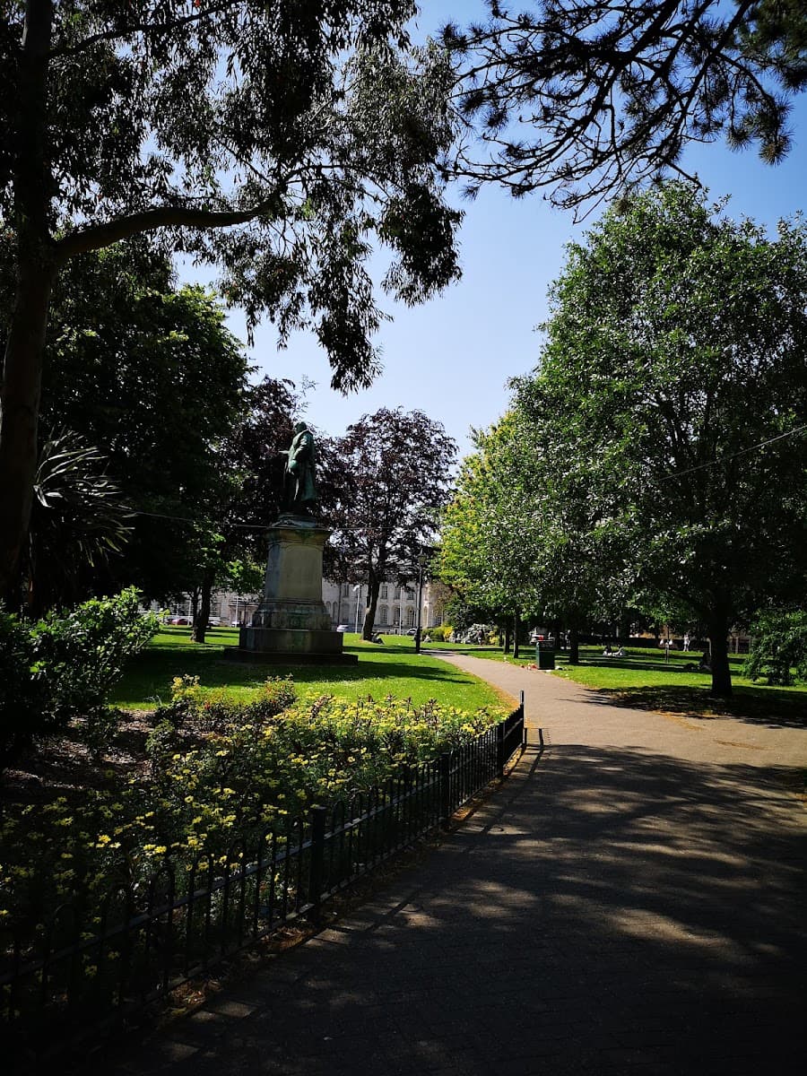 Gorsedd Gardens