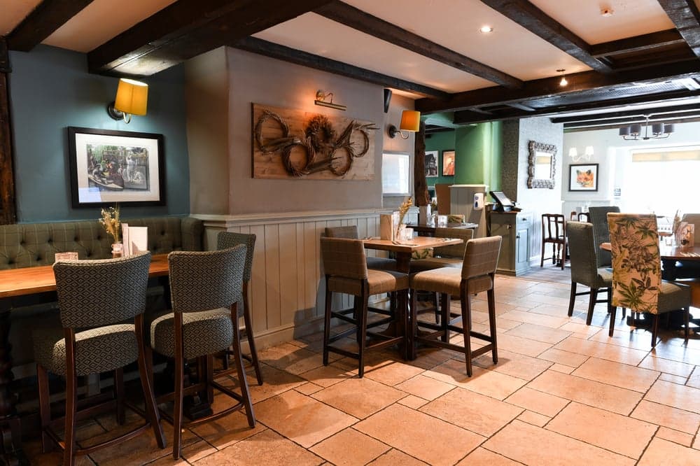 Fox & Hounds