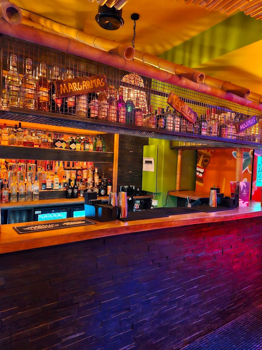 Bambu Beach Bar