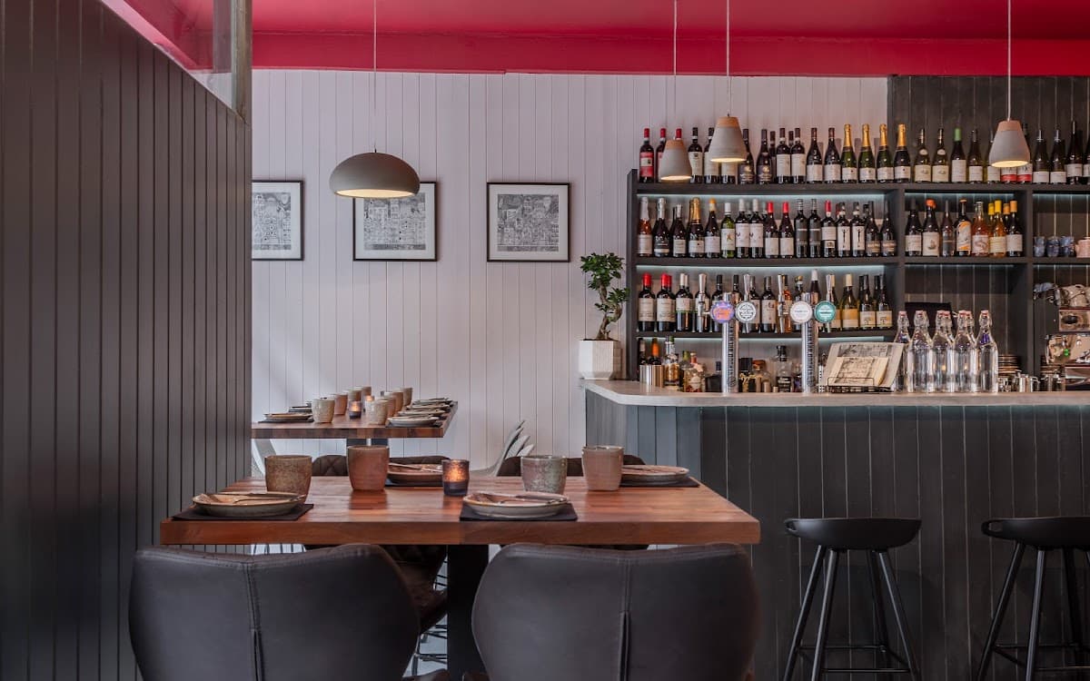 Oliveira Kitchen