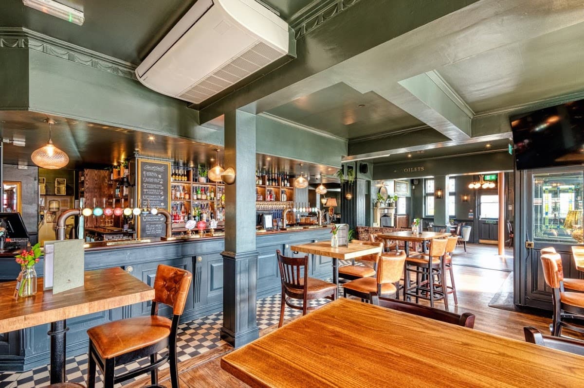 The Salisbury Arms