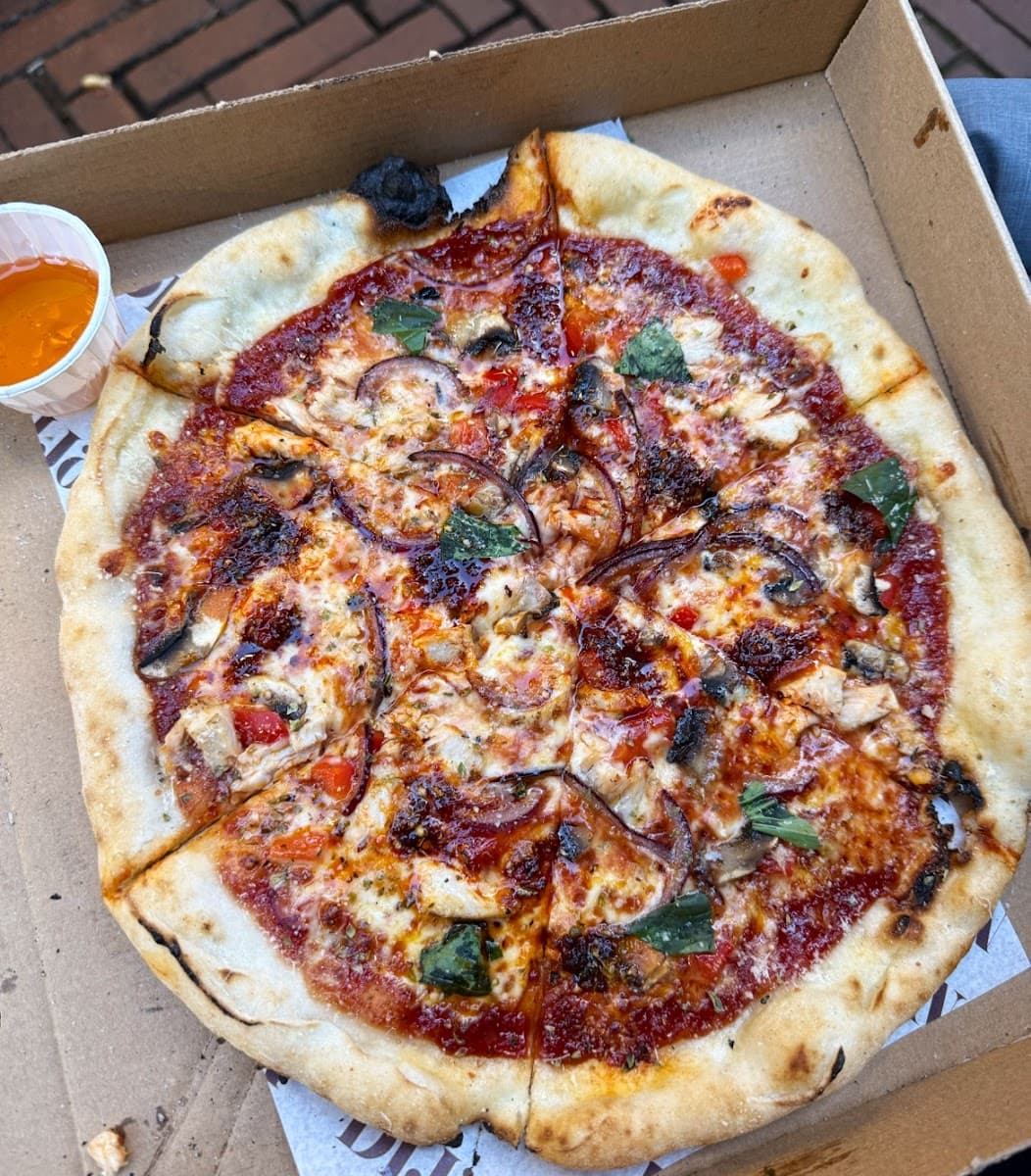DIJΓΆN - Hampstead (Pizzeria)