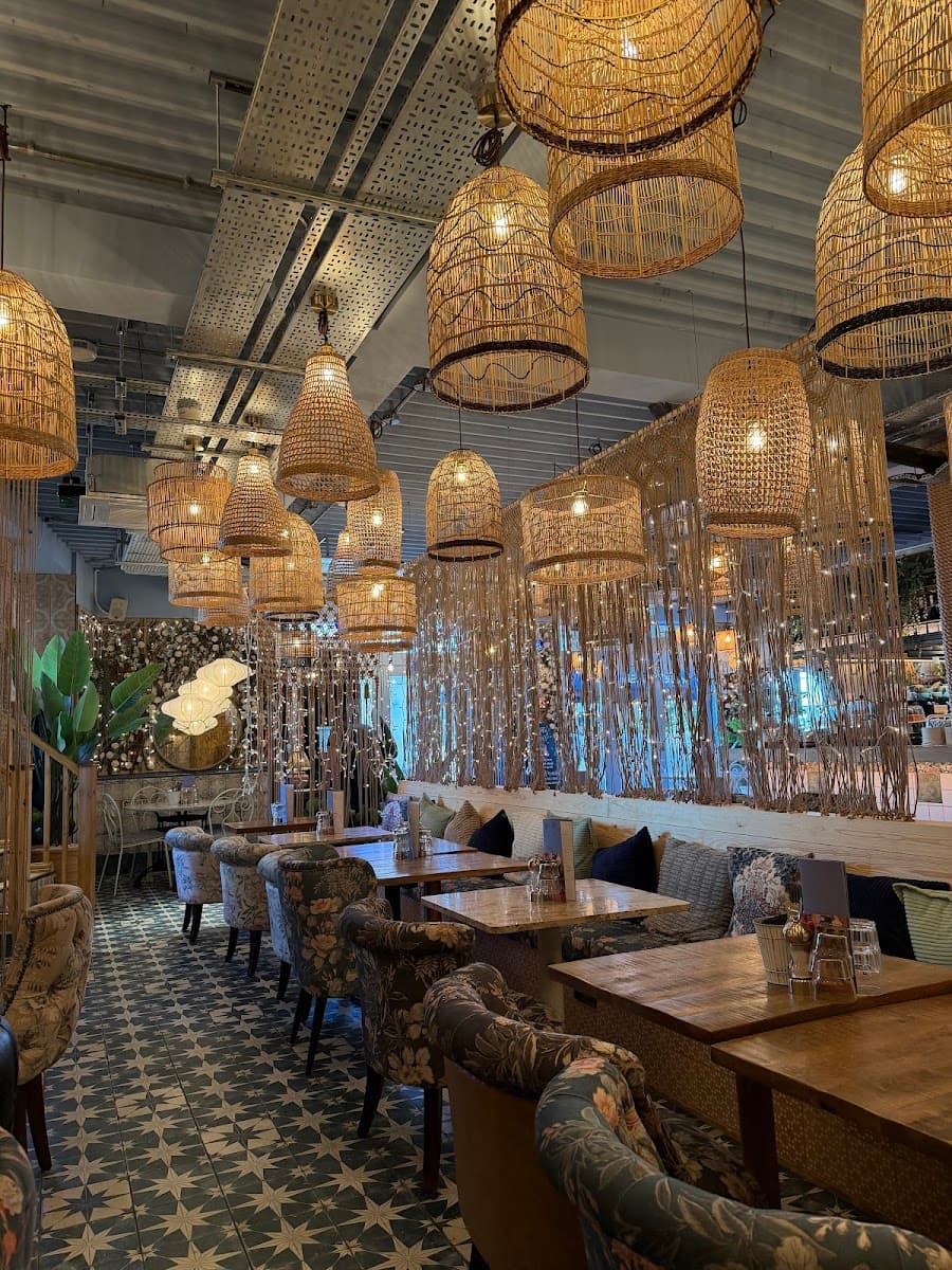 Megan's by the Crown (Windsor)