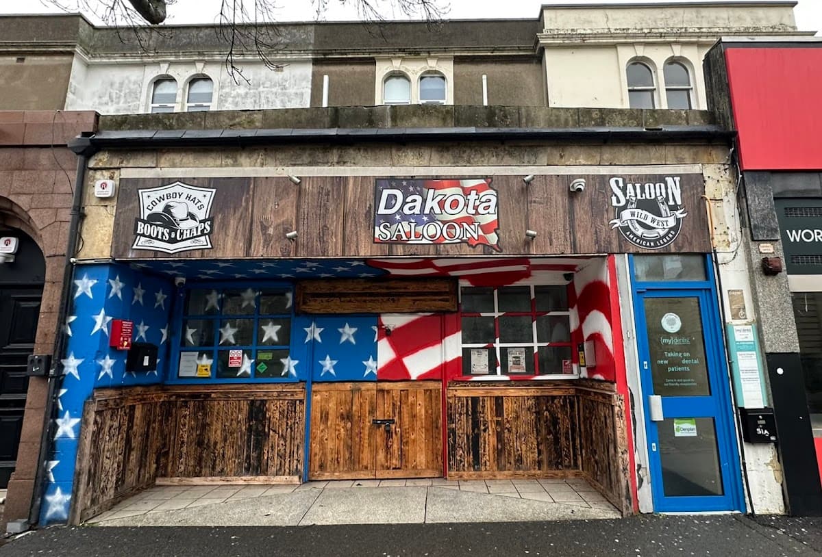 Dakota Saloon