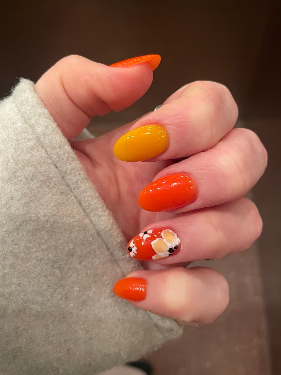 The Nail Lounge - Prestwich