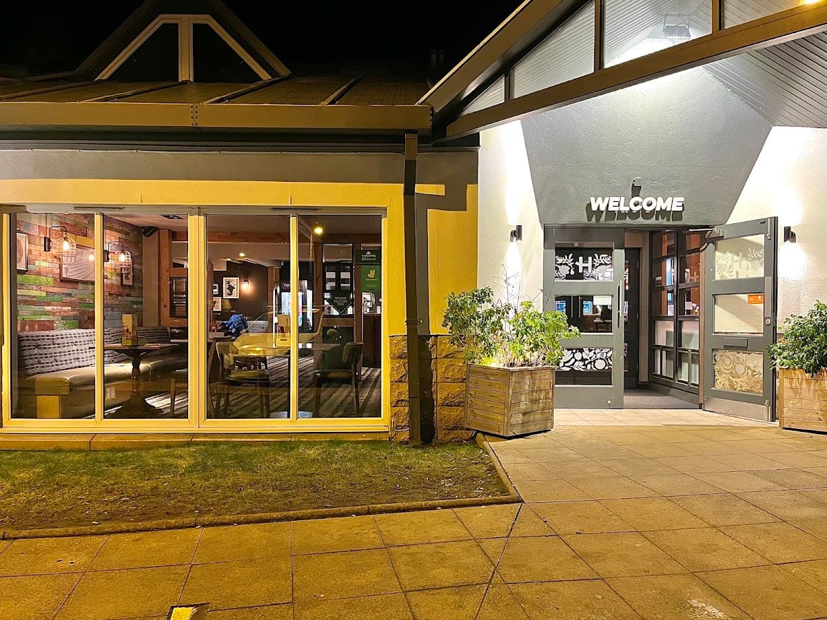 Harvester Broxden Manor Perth