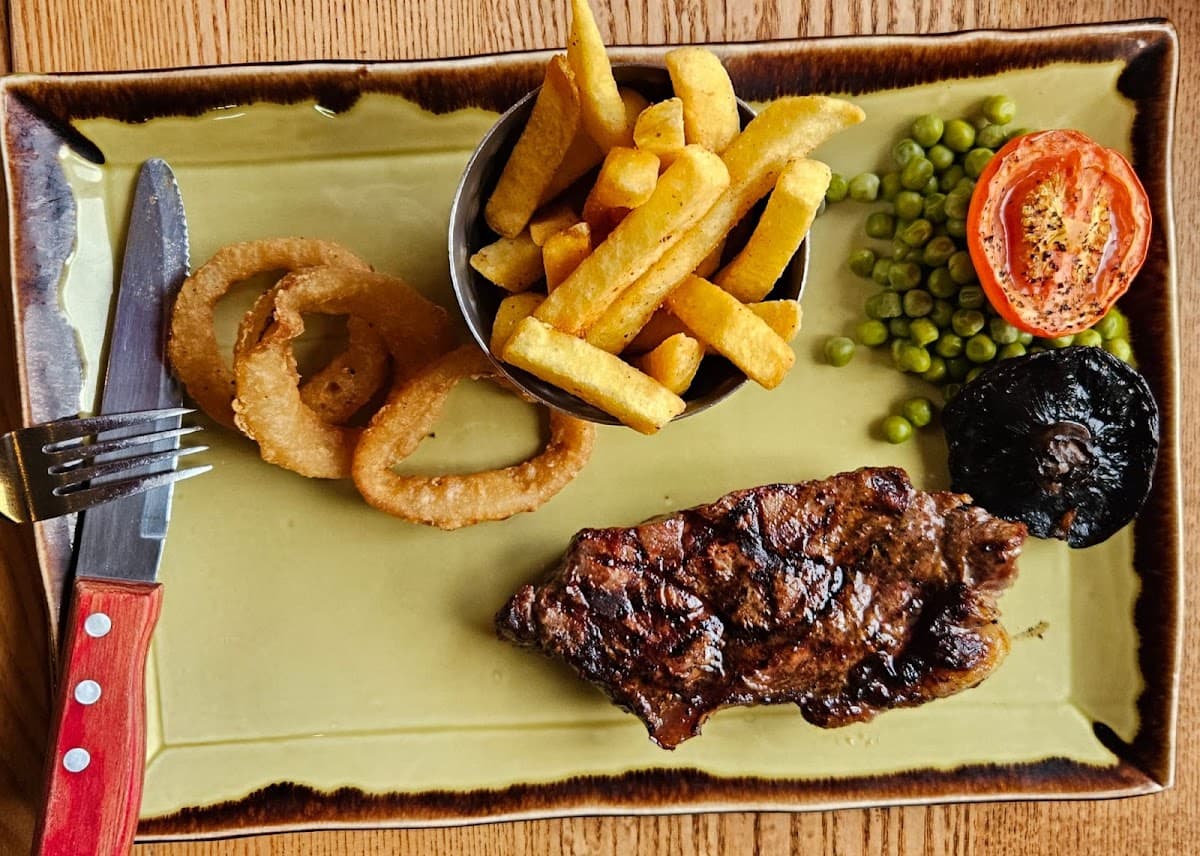 Harvester Broxden Manor Perth