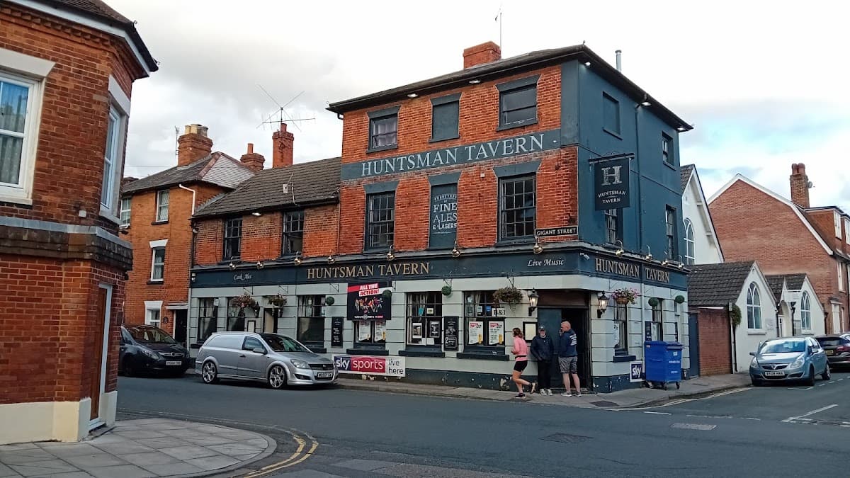 Huntsman Tavern