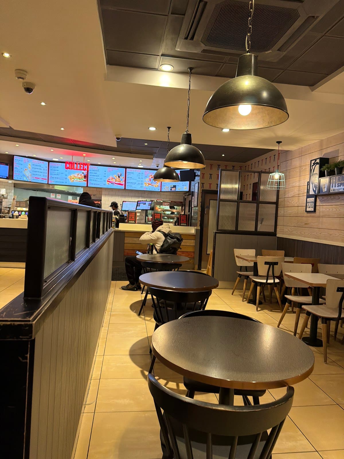 KFC Portsmouth - Commercial Road