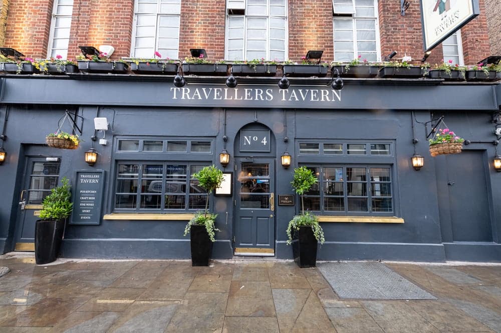Travellers Tavern
