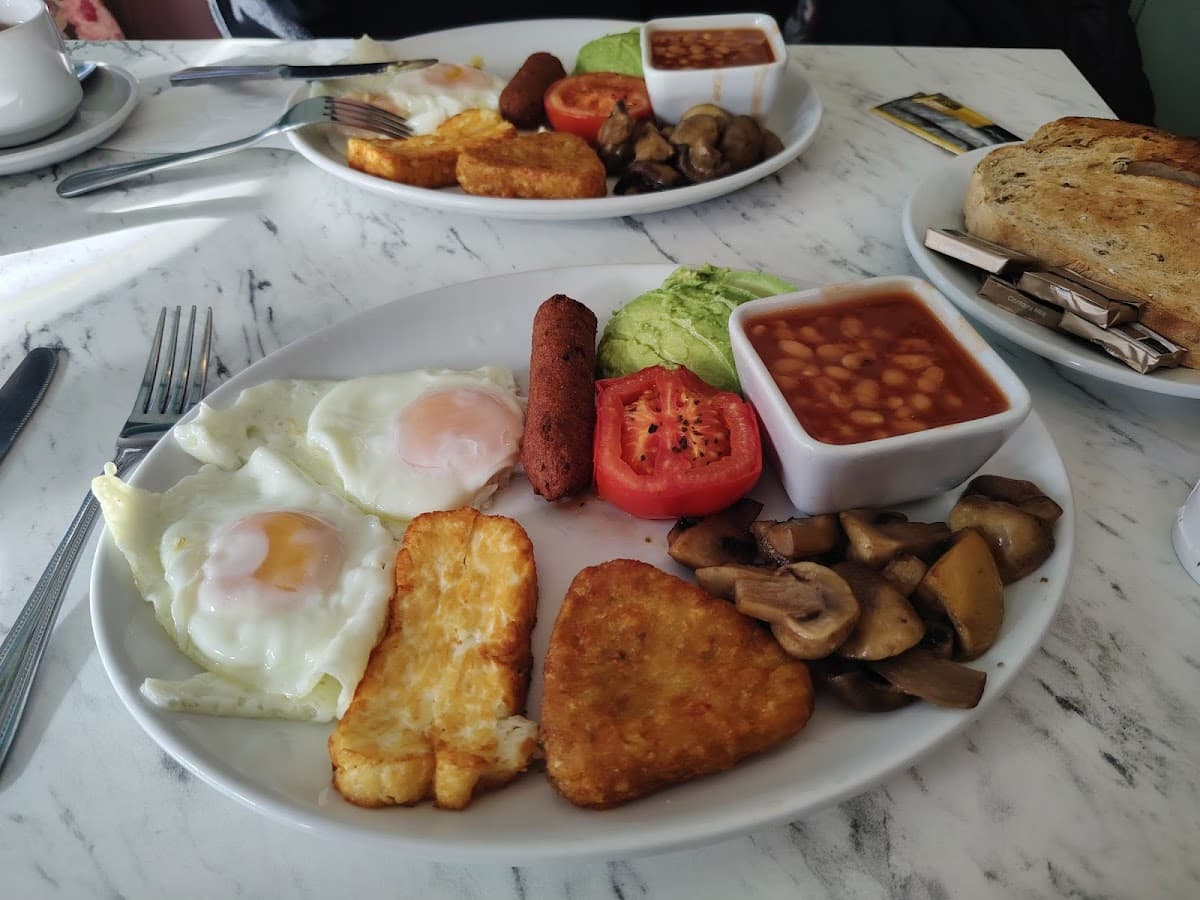 Peggy May's Cafe