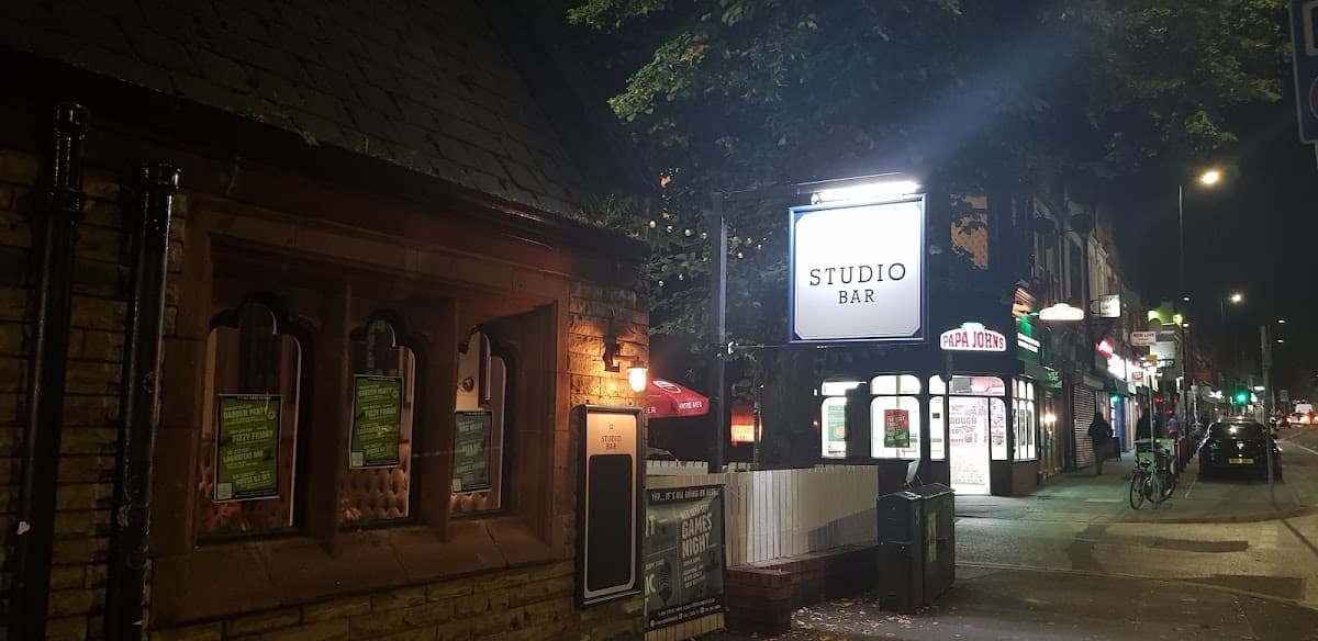 The Studio Bar