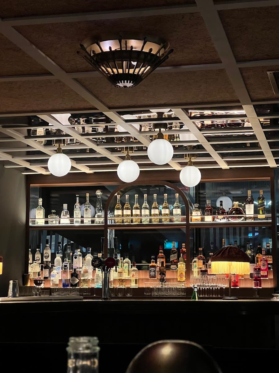 Hovarda Canary Wharf