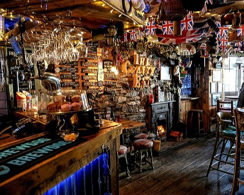 The Crafty Baa Windermere
