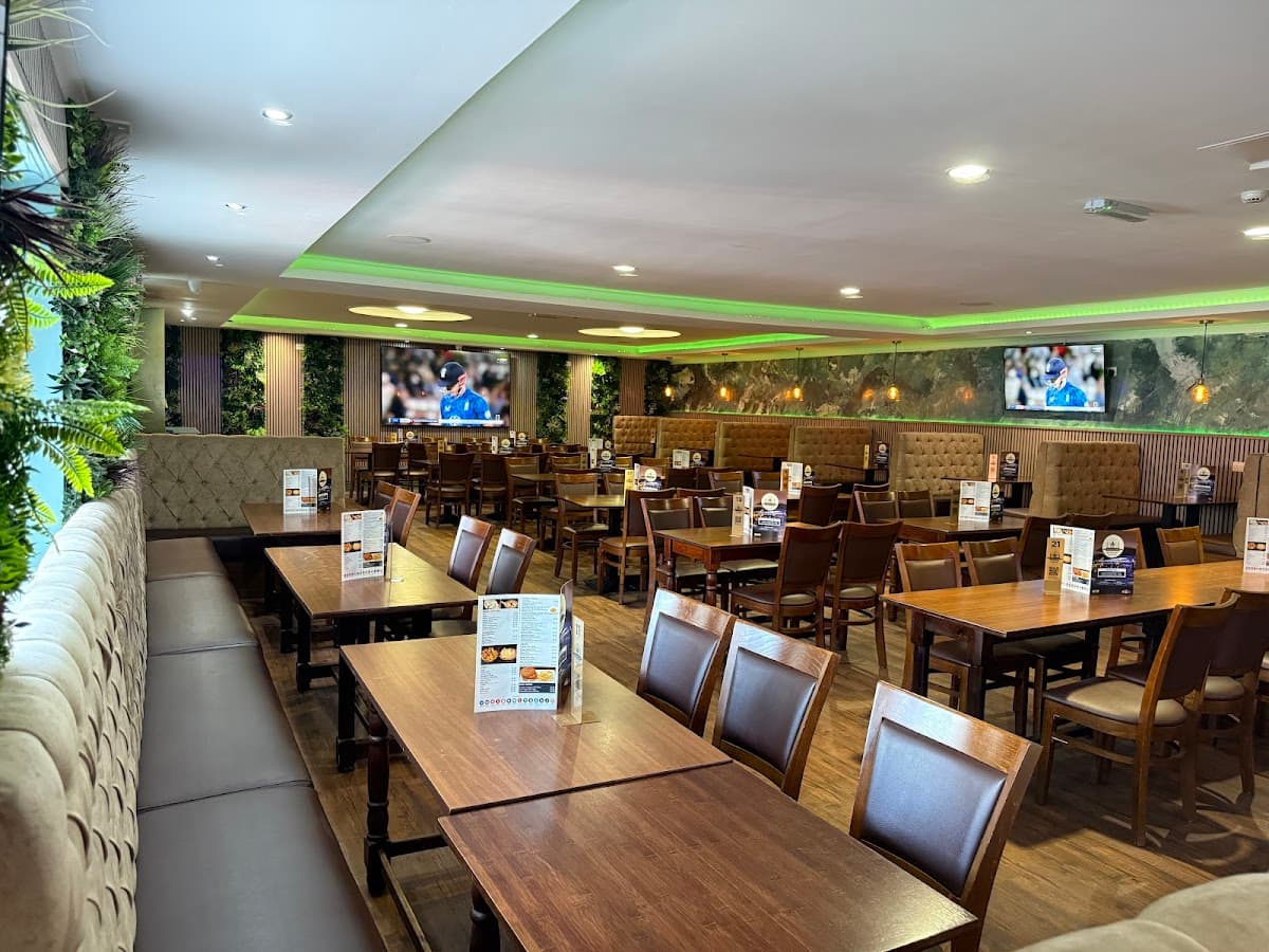 The Royal Castle Bar and Restaurant