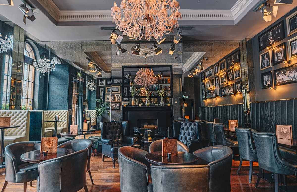 The Angels Share Hotel and Bar