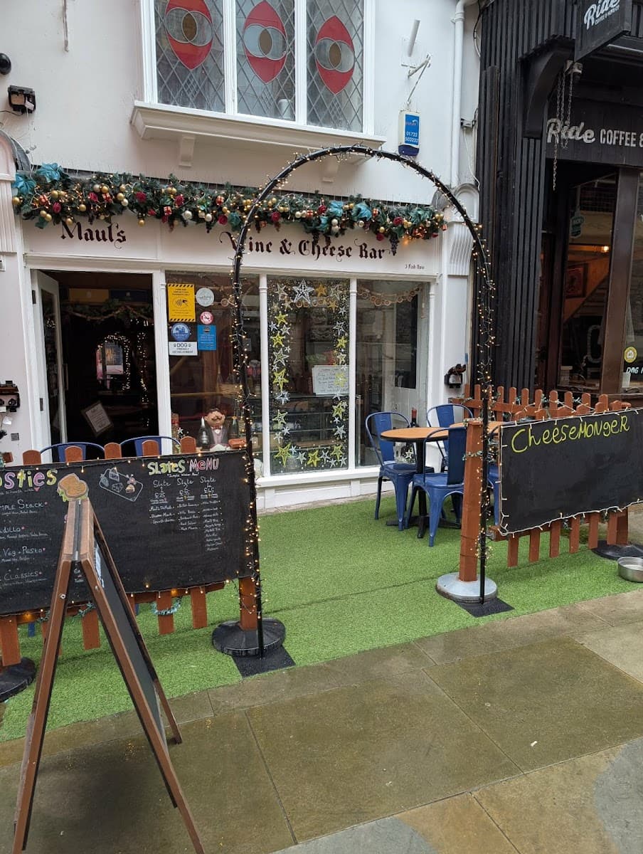 Mauls Wine & Cheese Bar