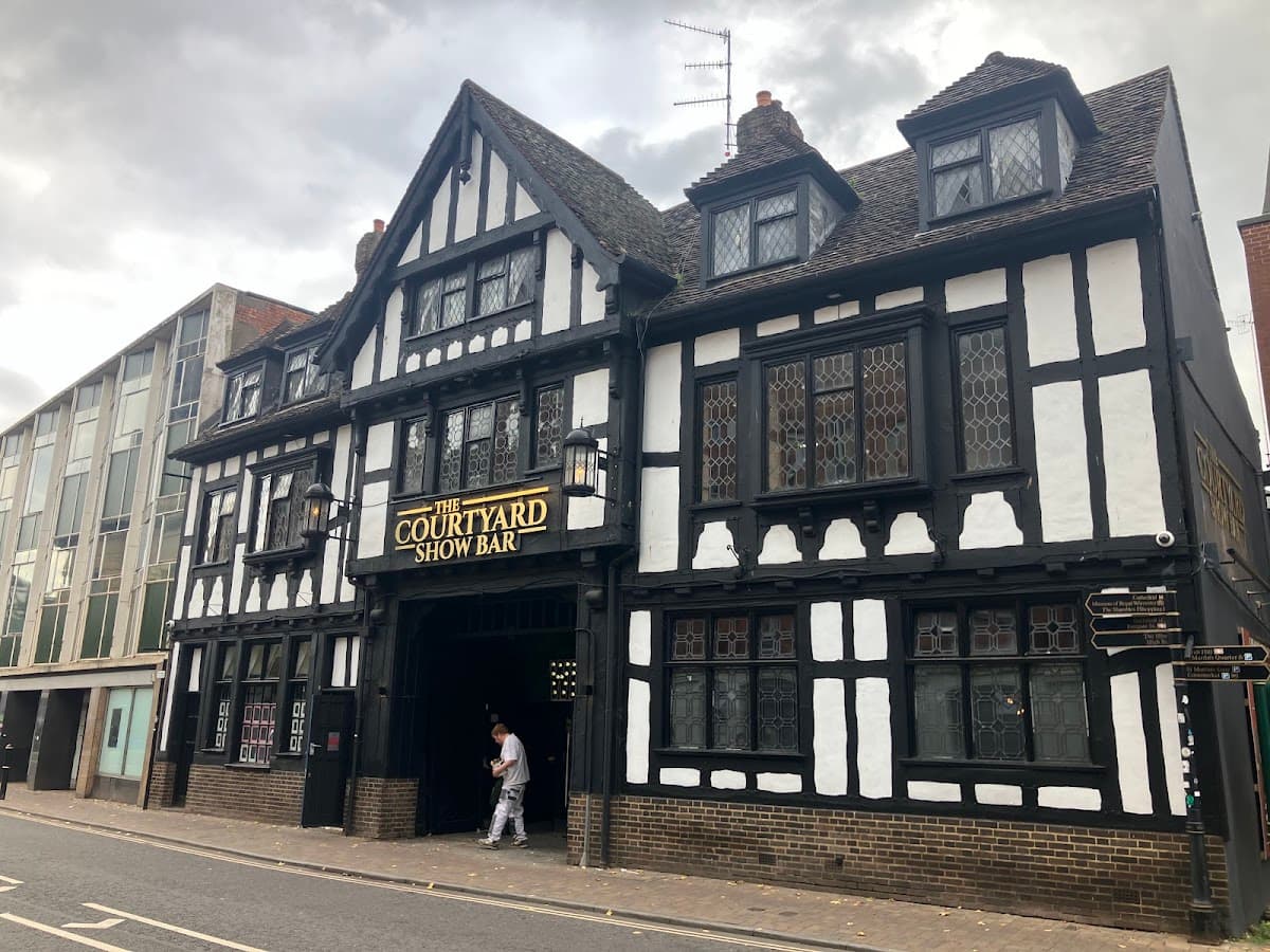 Courtyard Showbar
