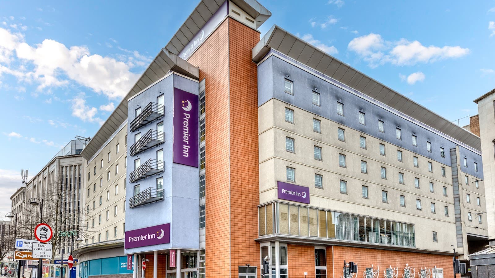 Premier Inn Sheffield City Centre (Angel Street) hotel