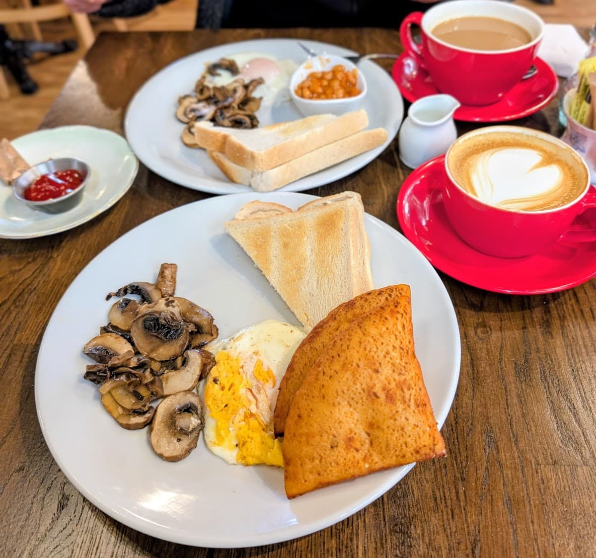 NowNow Cafe