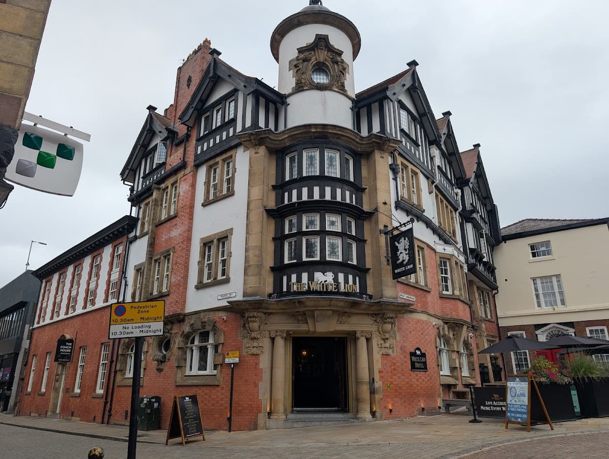 The White Lion Coaching House