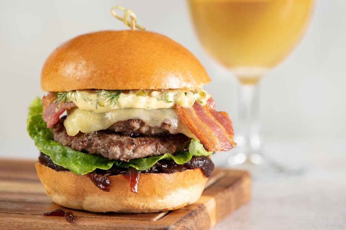 The Red Barn Bar & Grill