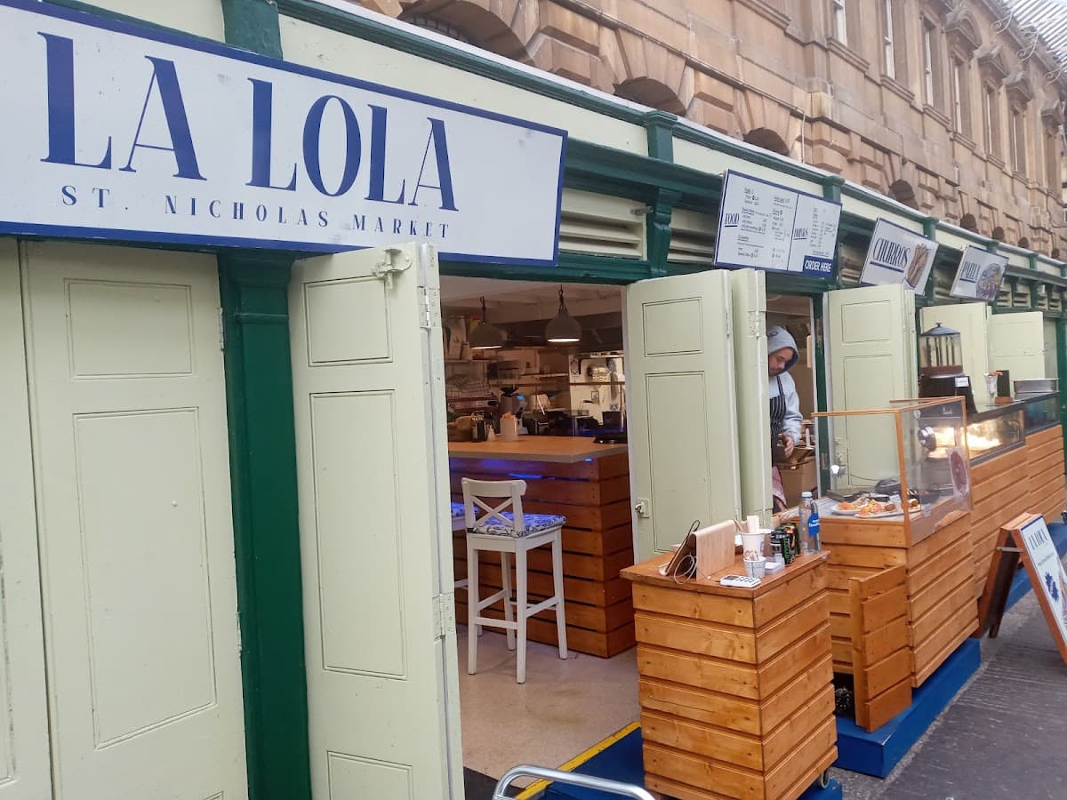 La Lola st. Nicholas Market