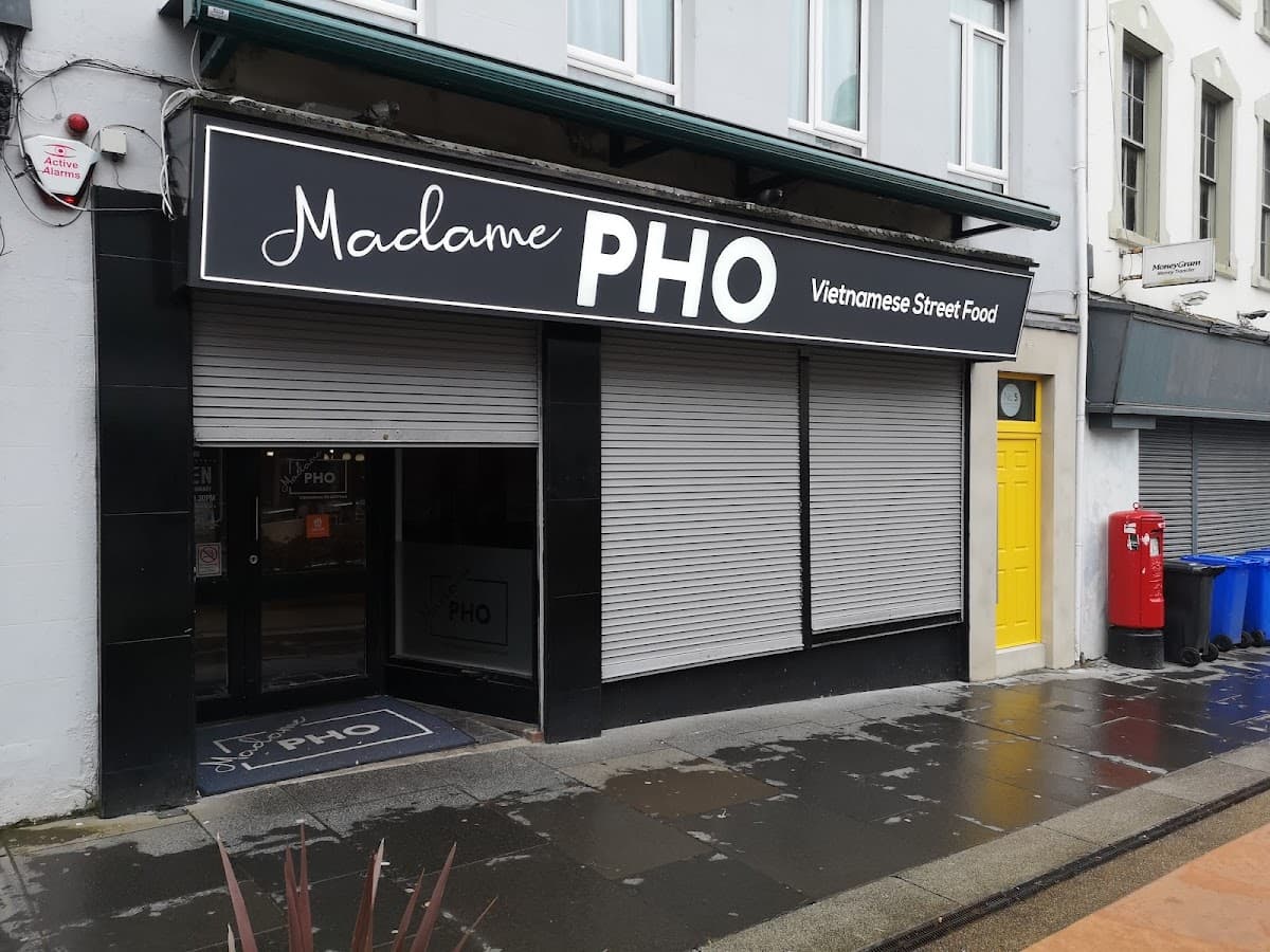 Madame Pho Derry