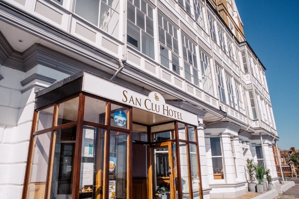 San Clu Bar and Restaurant