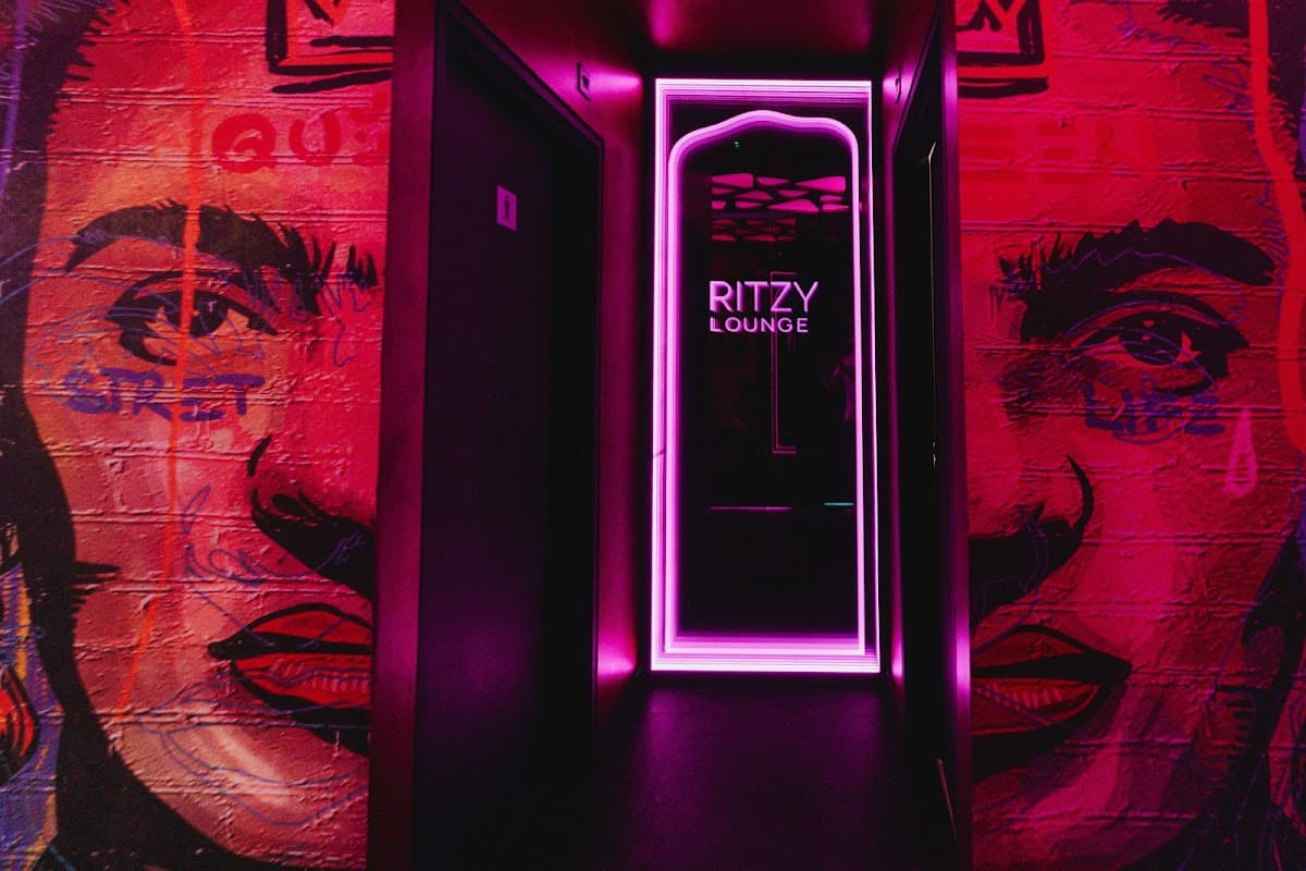 Ritzy Lounge