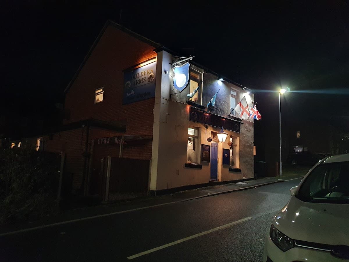 Moulders arms