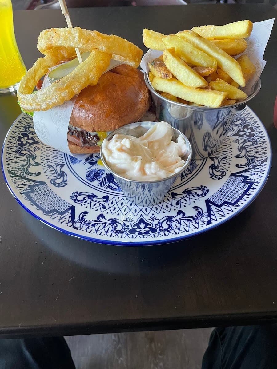 The Charles Roe Pub