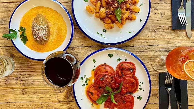 Sicilian NQ - Restaurant and Bar